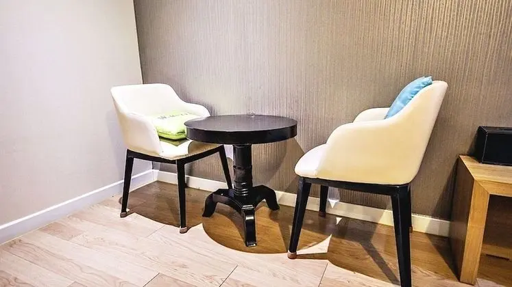 Premium Tek Büyük Yataklı Oda