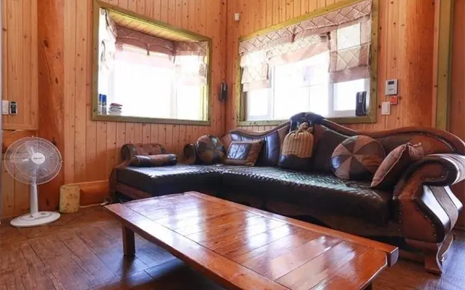 Oda (76m (Unshared House duplex))