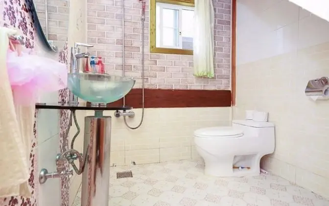 Oda (76m (Unshared House duplex))