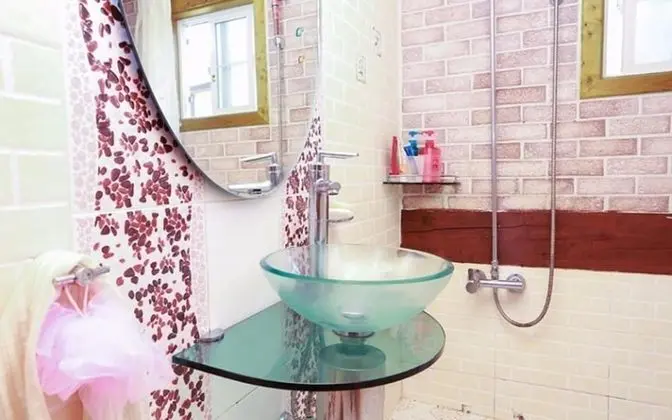 Oda (76m (Unshared House duplex))