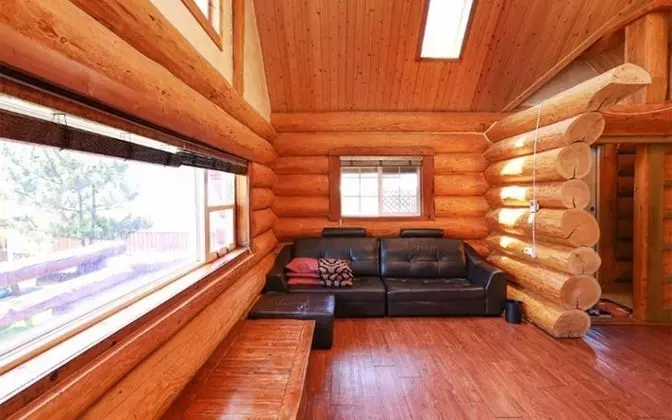 Oda (99m (Unshared House duplex))