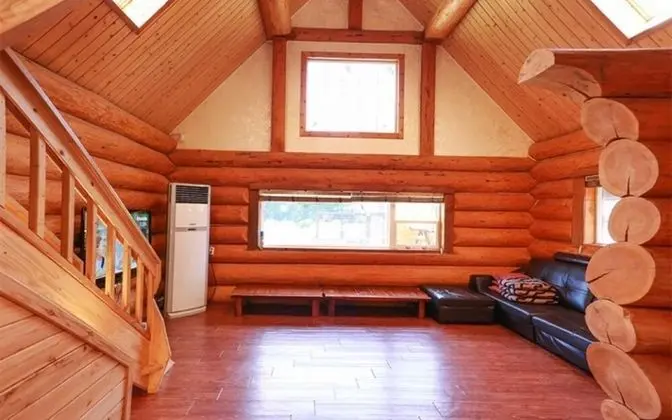 Oda (99m (Unshared House duplex))