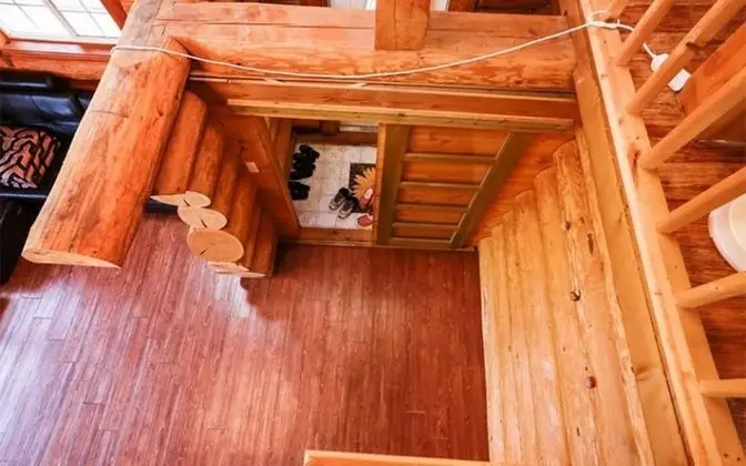 Oda (99m (Unshared House duplex))