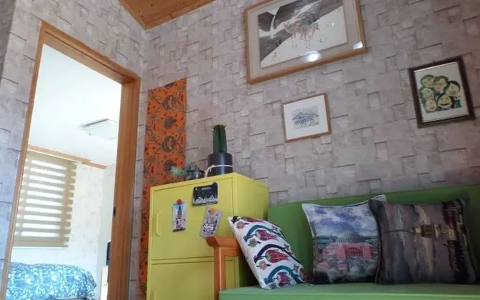 Oda (Coziness (Unshared House))