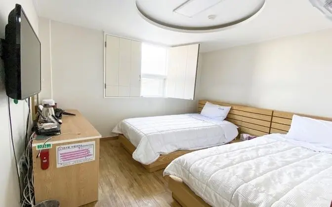 Oda (Twin Room - Non-Smoking/Netflix)