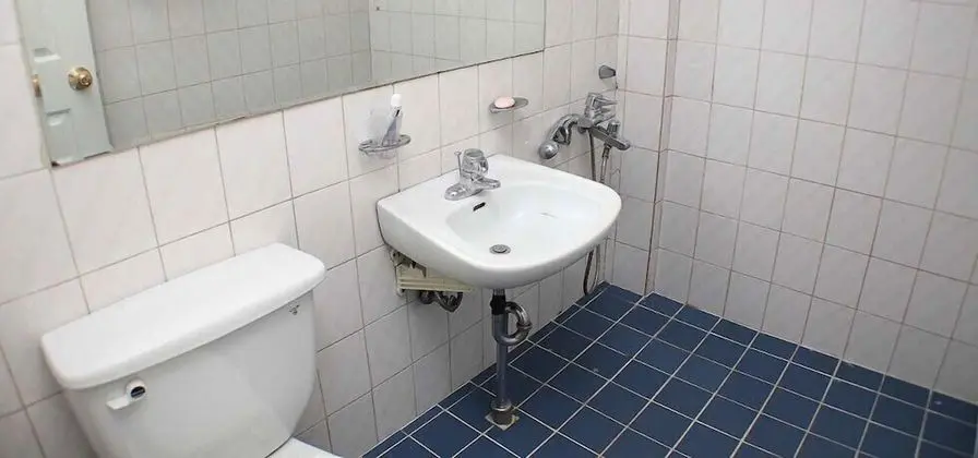 Ortak Ranzalı Oda, Sadece kadınlar için (Up to 4)