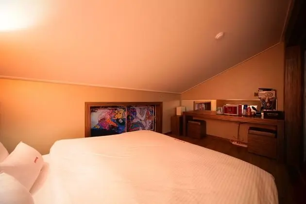 Oda (Family Room A (two-room type Netflix )