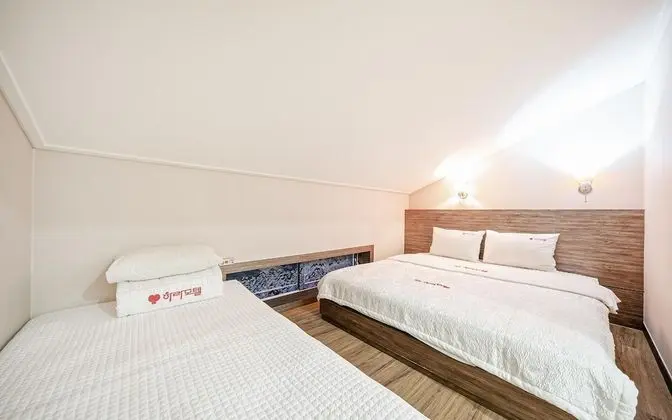 Oda (Family Room B (two-room type Netflix )