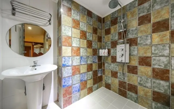 Oda (Deluxe (net-flix available/two-person)