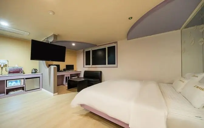 Oda (Superior (Spawolpool/2PC) (Netflix av)