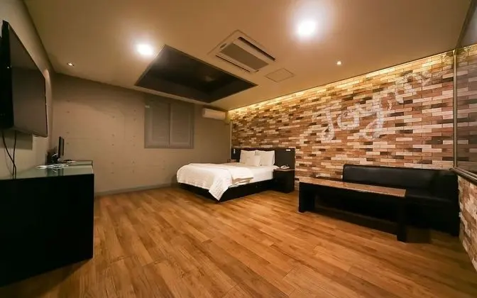 Oda (General room-air purifier (spacious r)