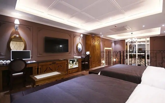 Oda (ROYAL SUITE - Duplex Terrace (Double )