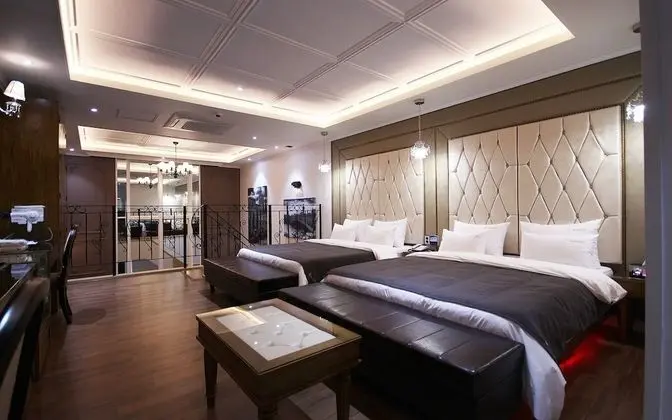 Oda (ROYAL SUITE - Duplex Terrace (Double )