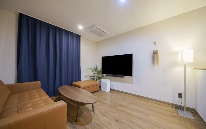 Oda (VIP - King + Queen Bed & Pool & Car P)