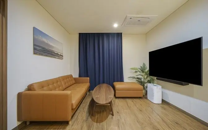 Oda (VIP - King + Queen Bed & Pool & Car P)