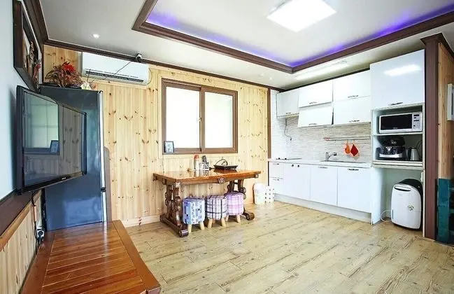 Oda (Together Room 101)