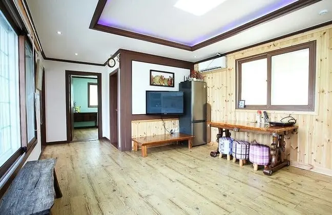 Oda (Together Room 101)