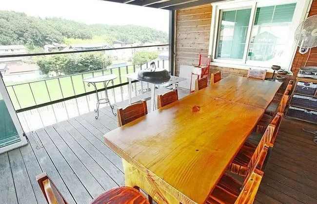 Oda (Together Room 201)