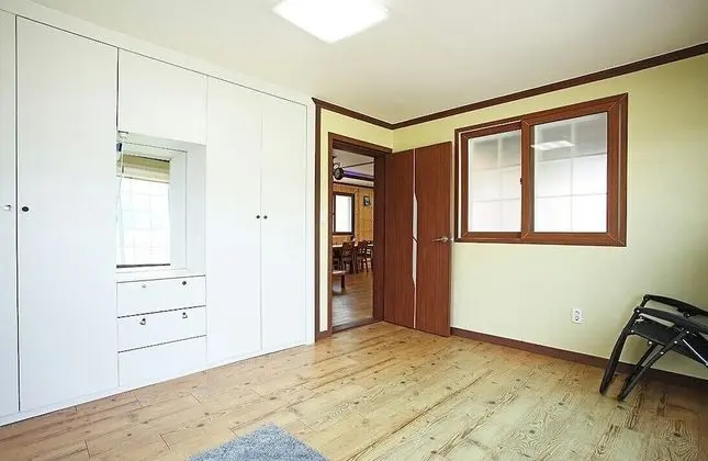 Oda (Together Room 201)