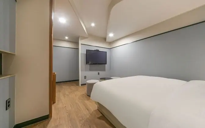 Oda (Premium Gaming Room - 2PC (CESCO Prev)