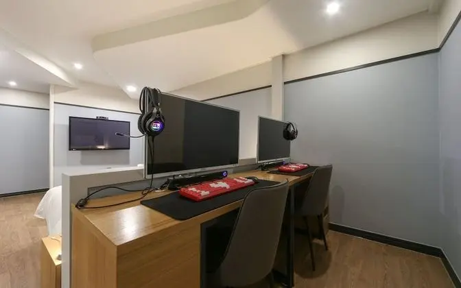 Oda (Premium Gaming Room - 2PC (CESCO Prev)