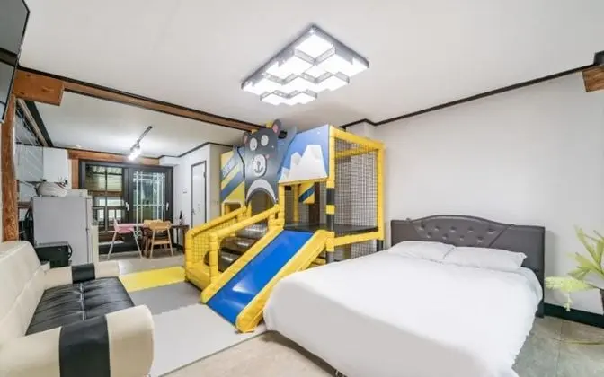 Oda (102 (Kids Playground/Indoor Pool))