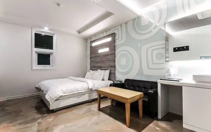 Oda (1 room 1 parking-drive-in (System air)