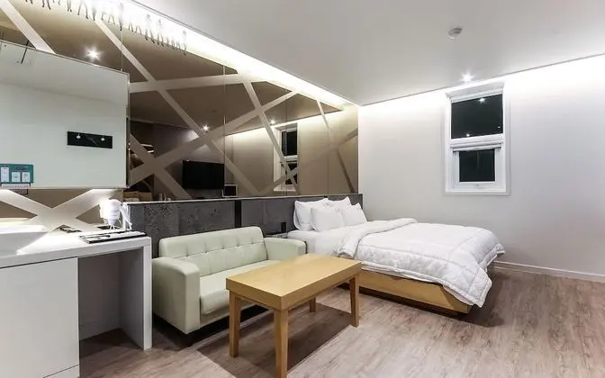 Oda (1 room 1 parking-drive-in (System air)