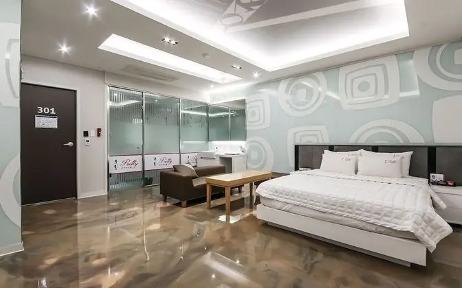 Oda (Suite-Bathtub (Spacious room/System a)