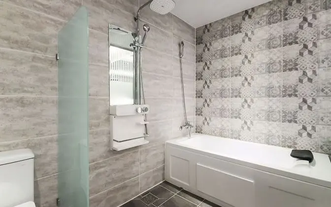 Oda (Suite-Bathtub (Spacious room/System a)