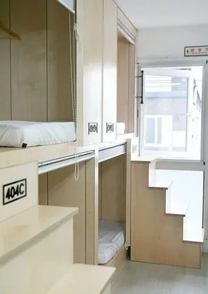 Oda (Capsule Female Dormitory)
