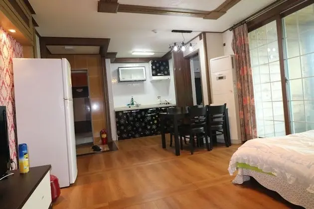 Stüdyo (Poseidon 1)