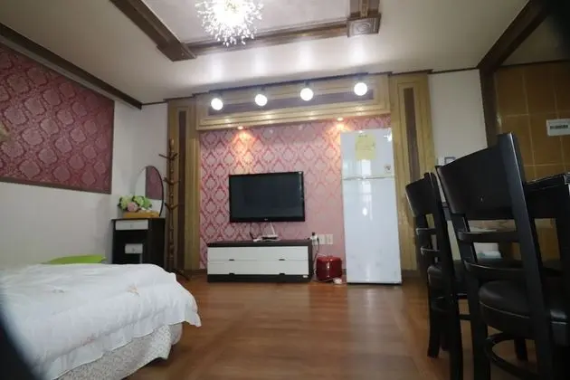 Stüdyo (Poseidon 1)