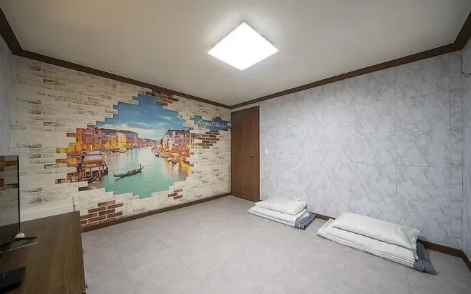 Oda (Ondol-Double room (Netflix available))