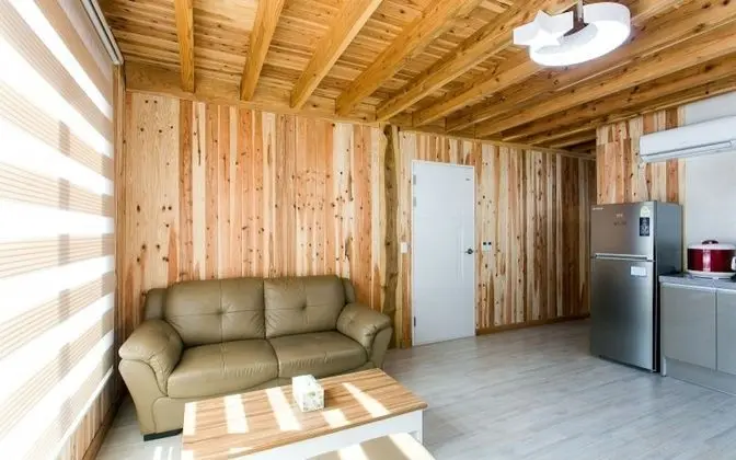 Oda (No 101 (two rooms))