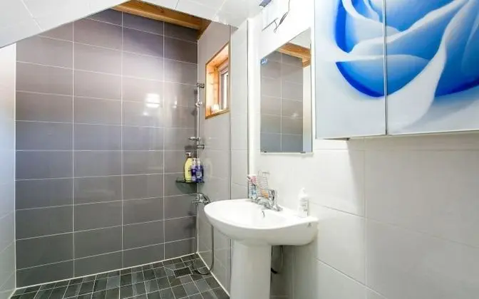 Oda (No 101 (two rooms))