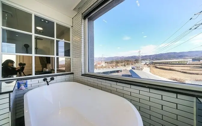 Oda (Luxury-Healing View (Netflix viewing-)