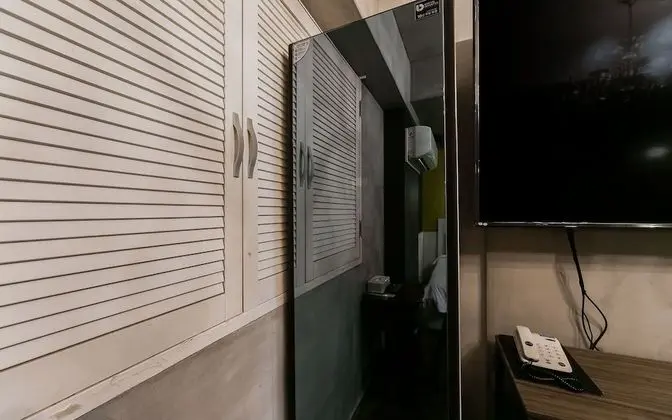 Oda (Deluxe Boutique Double (Netflix avail)