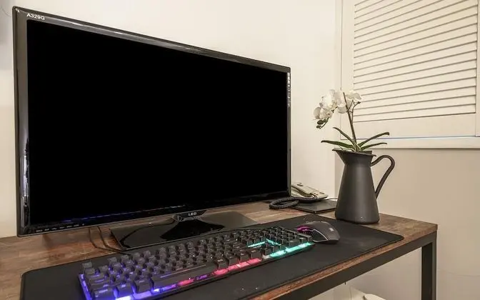 Oda (No-hard standard (Netflix available) )