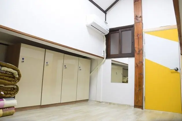 Oda (Room 2-Quad room)