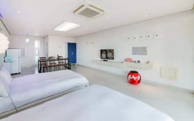 Oda (Twin Star-Two Beds and One Two Beds I)