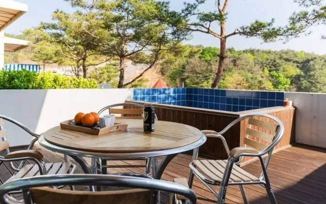 Oda (Twin Star-Two Beds and One Two Beds I)