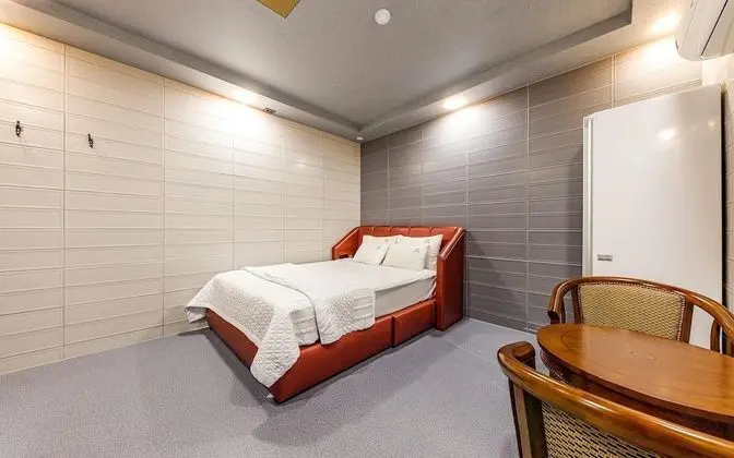 Oda (Standard - Deluxe ((private room) equ)