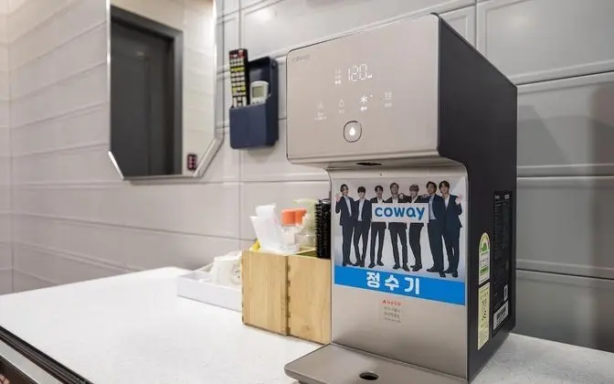 Oda (Standard (Netflix available hard PC b)