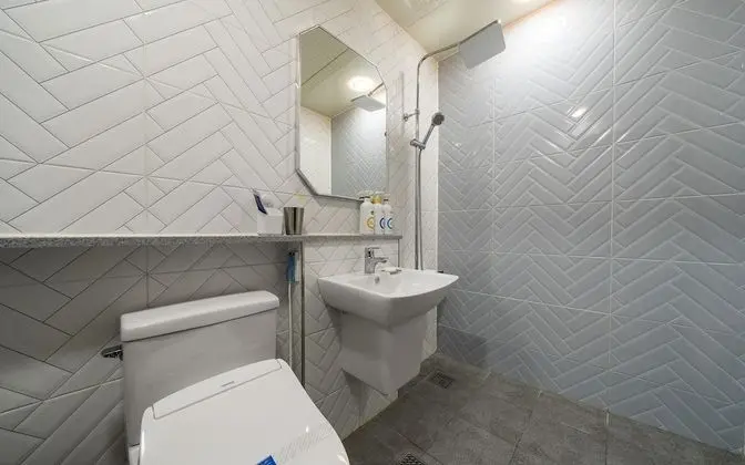 Oda (Standard (Netflix available hard PC b)