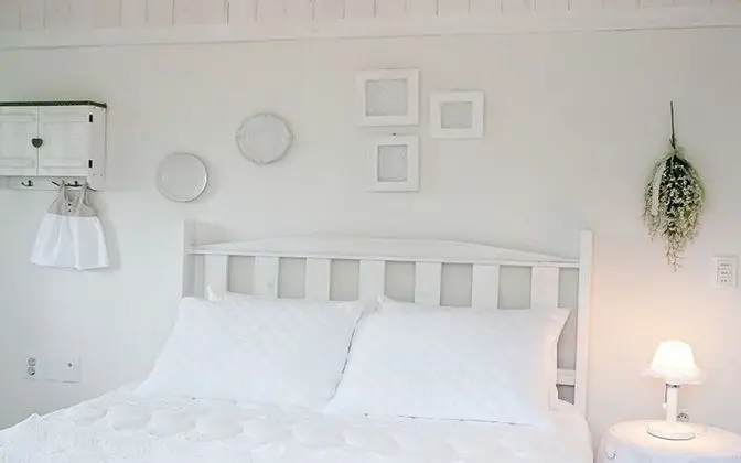 Oda (Vintage white)