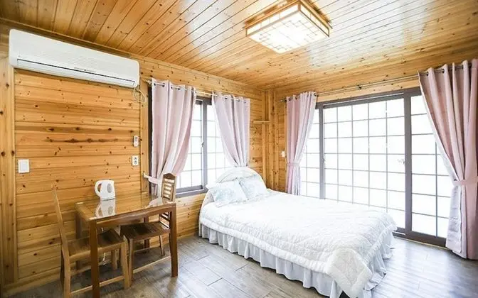 Oda (Gujeolcho (1F studio))