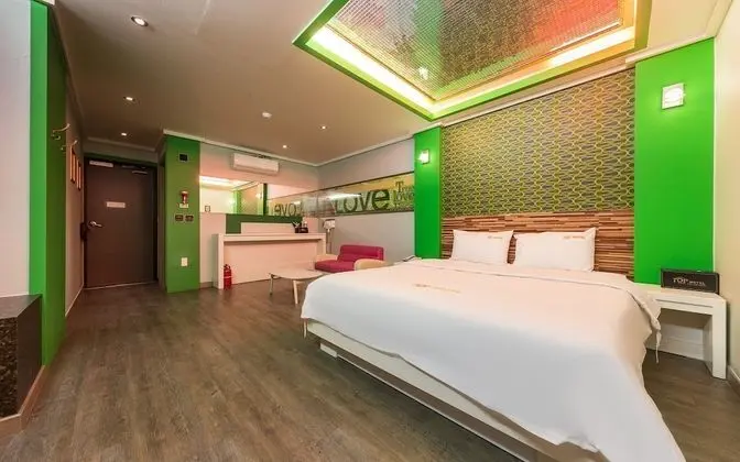 Oda (Untact Room / Drive-In (No Conecutive)