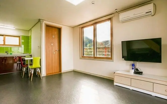 Oda (Healing Room 301 (Duplex Spa))
