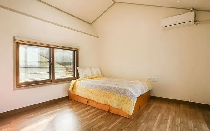 Oda (Healing Room 301 (Duplex Spa))